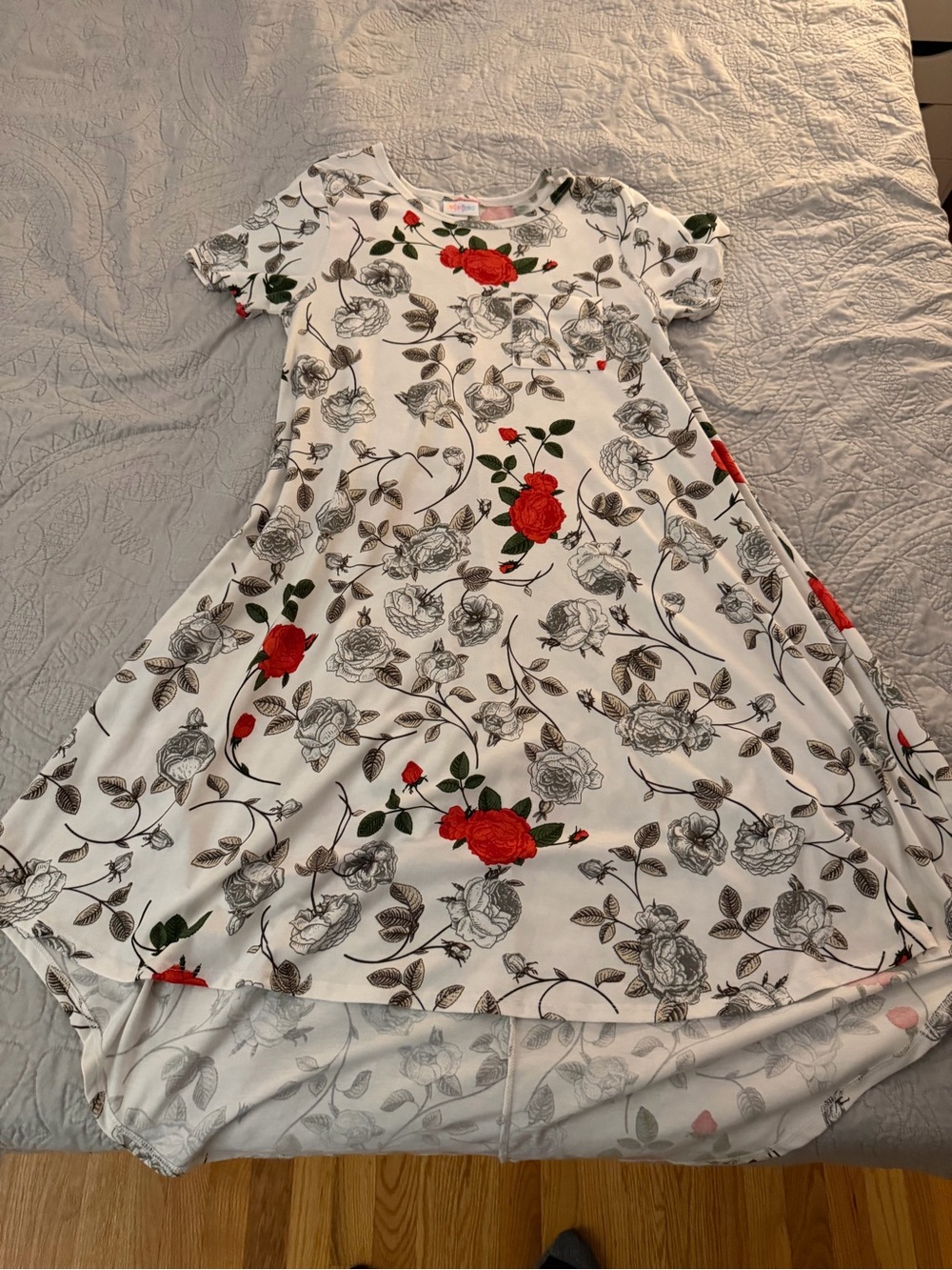LuLaRoe Carly Dress with Red Rose Print, Sz XXS, EUC